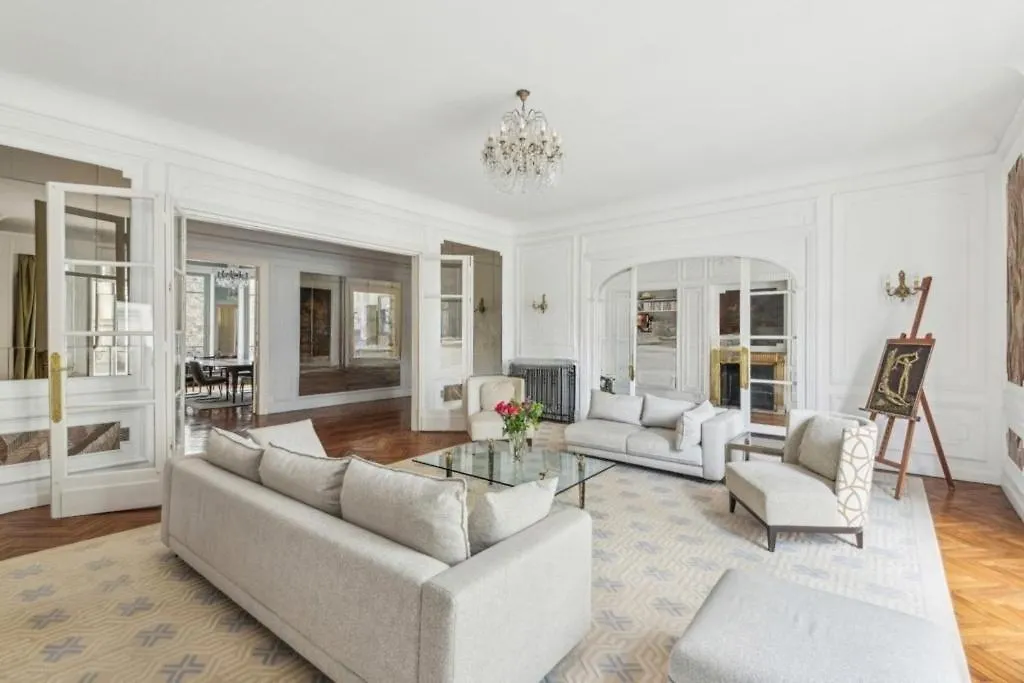 Appartement Exceptionnel Tour Eiffel Paris 0*,